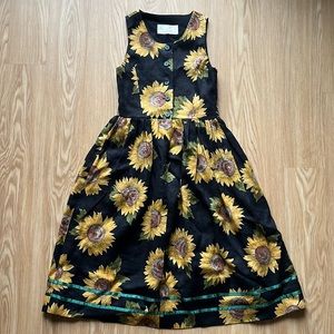 VINTAGE Austrian Linen Sunflower Dirndl Dress, XXS